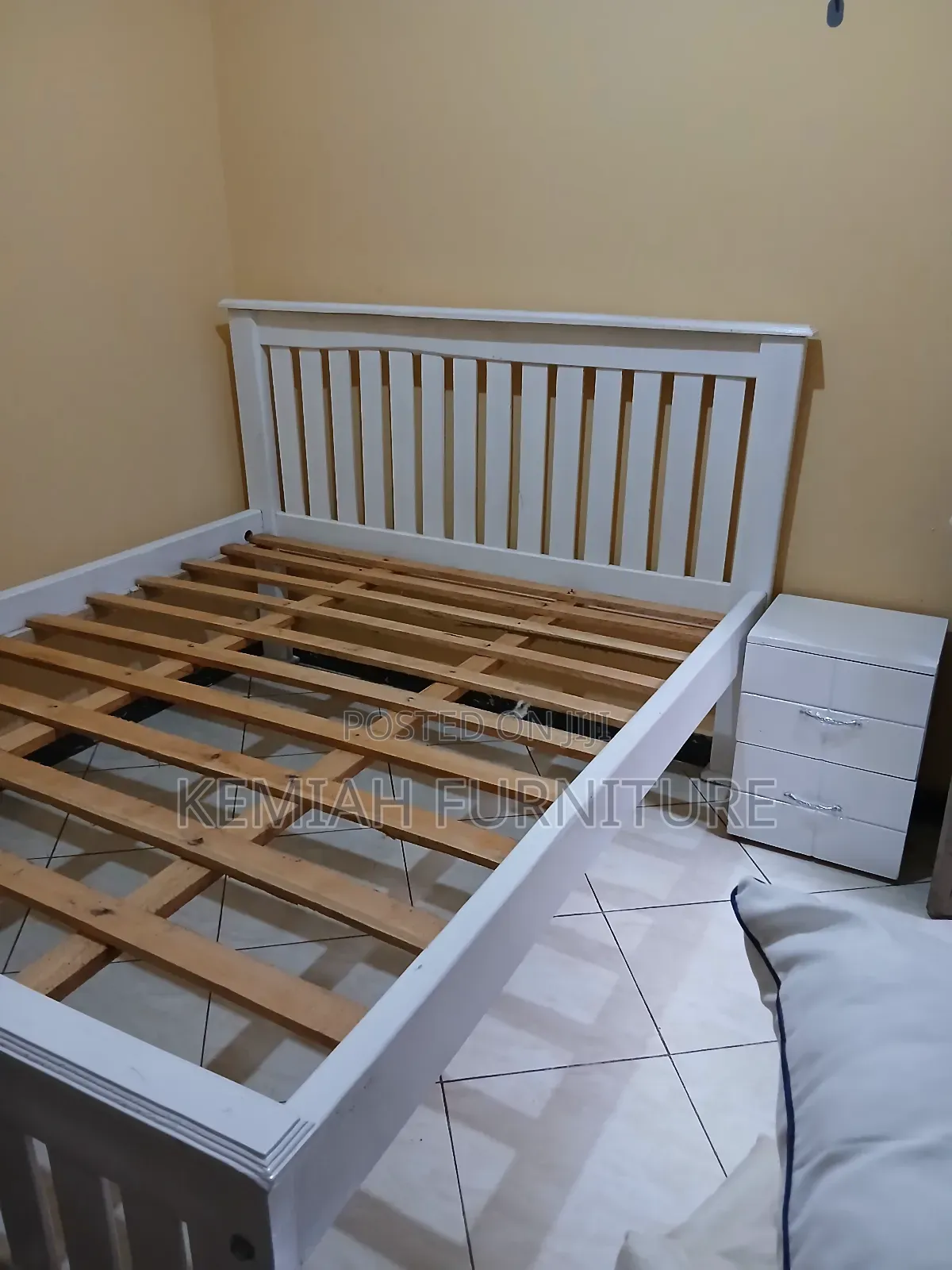 Barcode Bed in White