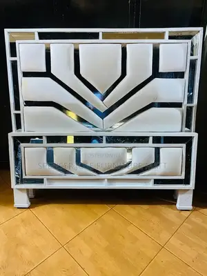 Bed 5by6 Super White Leather