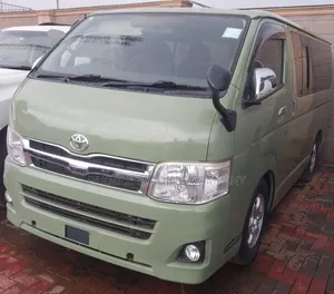 Toyota HiAce SV Premium 2013 Green