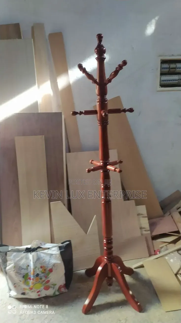 Wooden Coat Hanger Free Standing