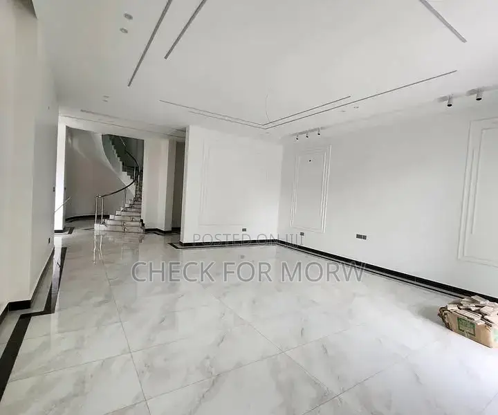 5bdrm Apartment in Muyenga, Makindye for rent