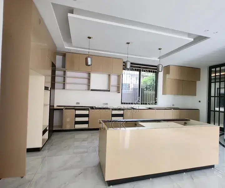 5bdrm Apartment in Muyenga, Makindye for rent