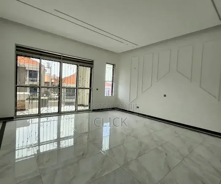 5bdrm Apartment in Muyenga, Makindye for rent