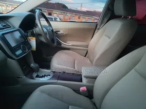 Toyota Premio 2014 White