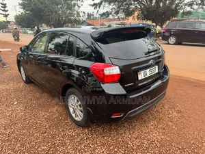 Subaru Impreza 2.0i Premium PZEV 4dr Hatchback AWD (2.0L 4cyl 5M) 2014 Black