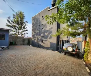 3bdrm Apartment in Buziga, Makindye for rent