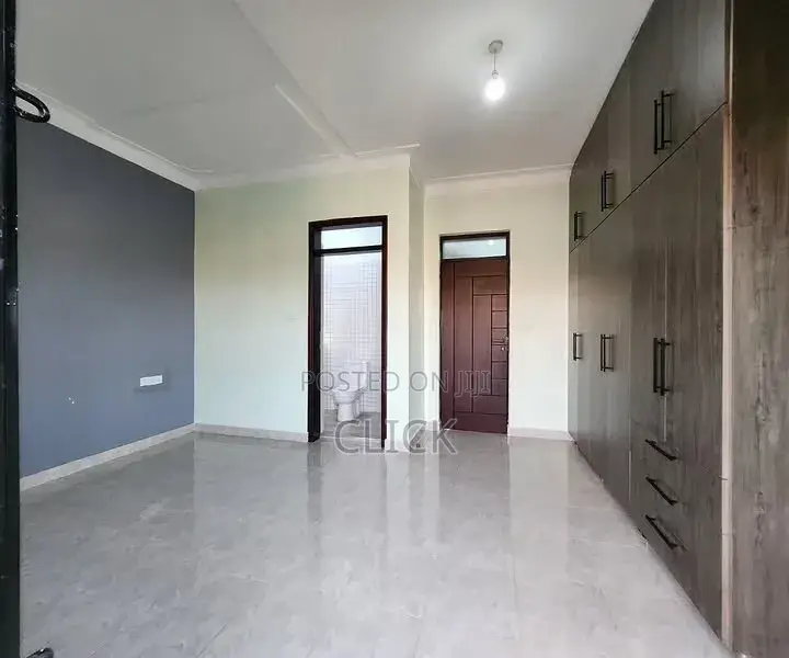 3bdrm Apartment in Buziga, Makindye for rent