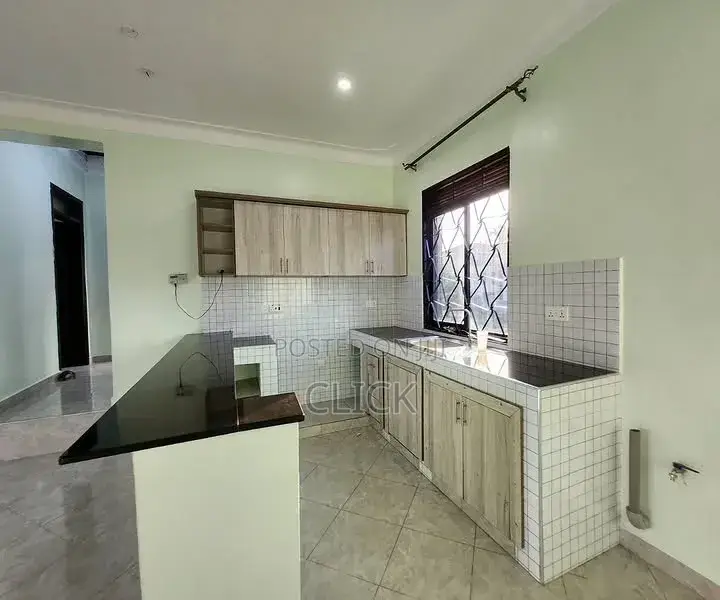 3bdrm Apartment in Buziga, Makindye for rent