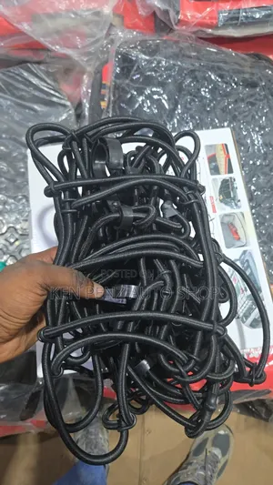Car Cargo Net for Securing Cargo on Pickup Trucks
