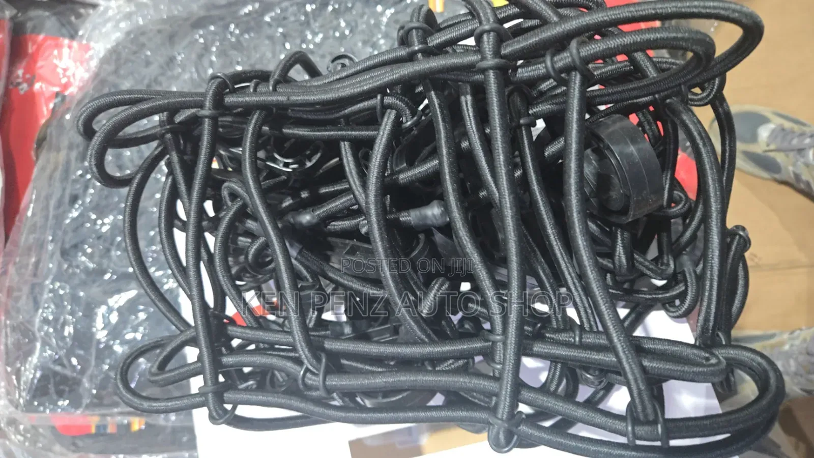Car Cargo Net for Securing Cargo on Pickup Trucks