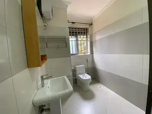 3bdrm Apartment in Buziga, Makindye for rent