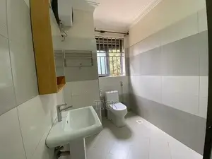 3bdrm Apartment in Buziga, Makindye for rent