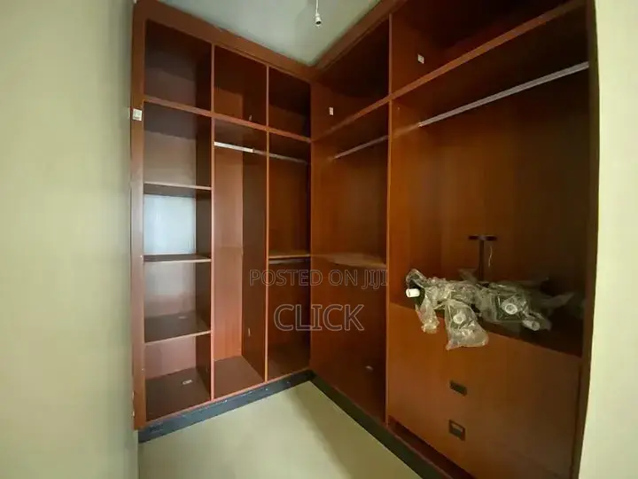 3bdrm Apartment in Buziga, Makindye for rent