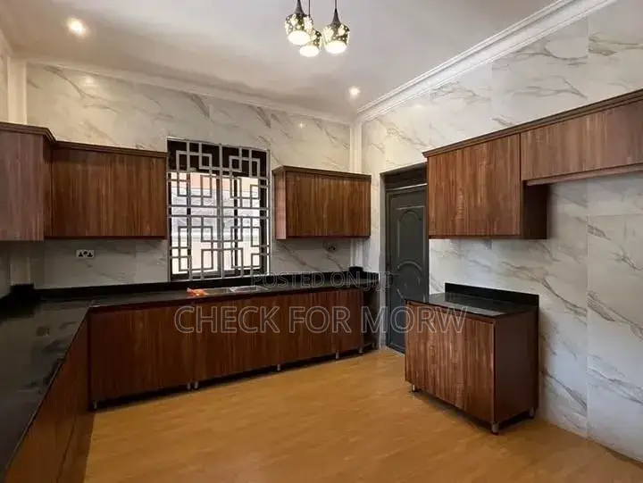 4bdrm Apartment in Munyonyo, Makindye for rent