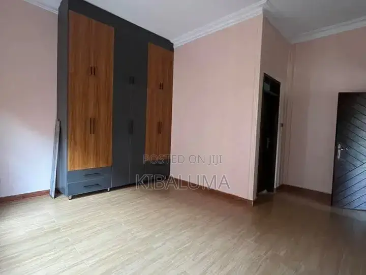 4bdrm Apartment in Munyonyo, Makindye for rent