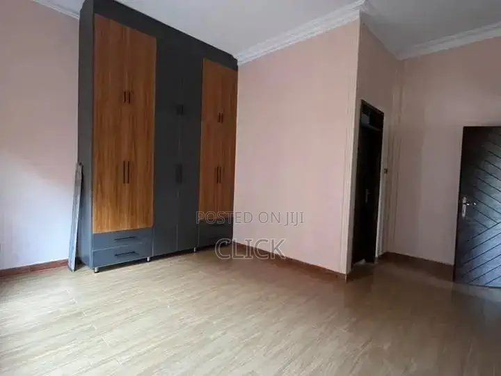 4bdrm Apartment in Munyonyo, Makindye for rent