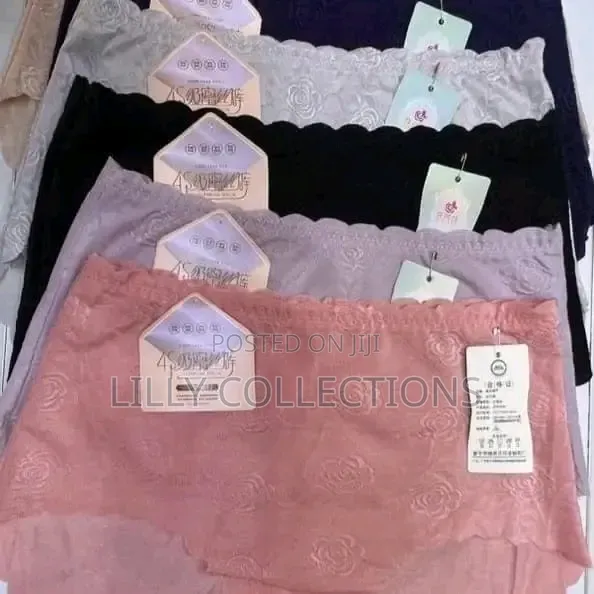 Ladies Seamless Lace Knockers