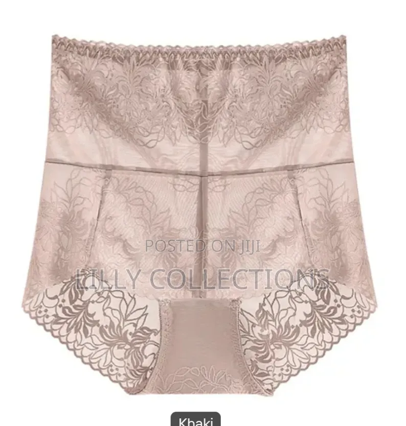 Adozen of Highwaisted Lace Knickerd