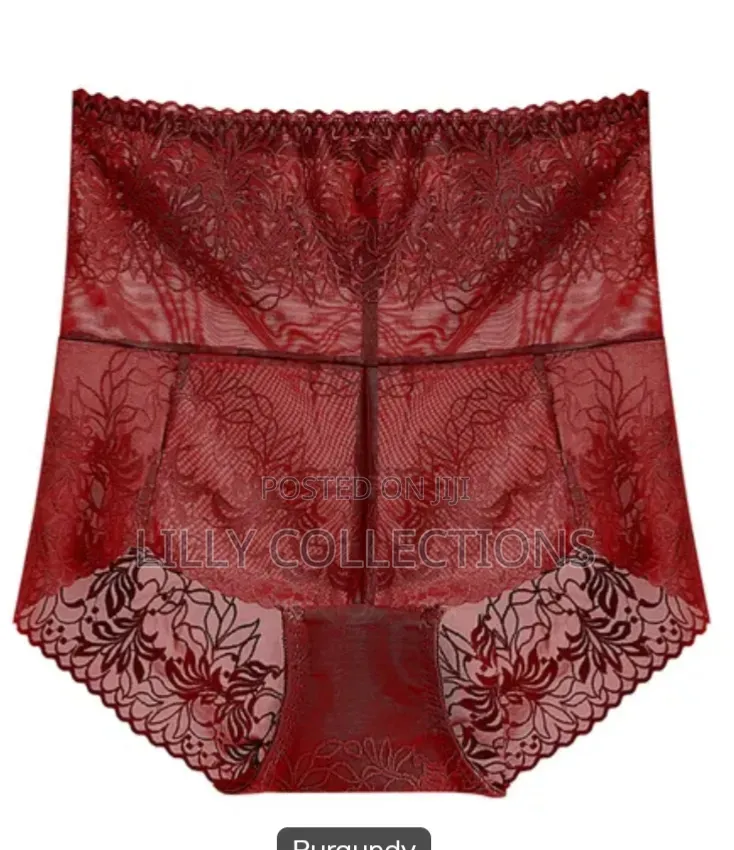 Adozen of Highwaisted Lace Knickerd