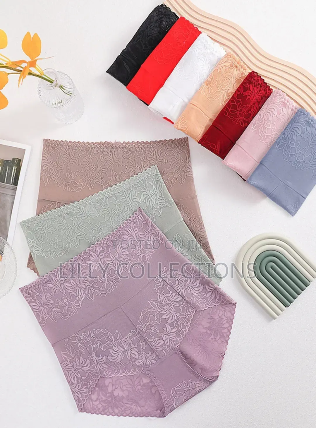 Adozen of Highwaisted Lace Knickerd