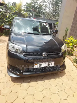 Toyota Corolla Rumion Hatchback 1.5 FWD 2010 Black