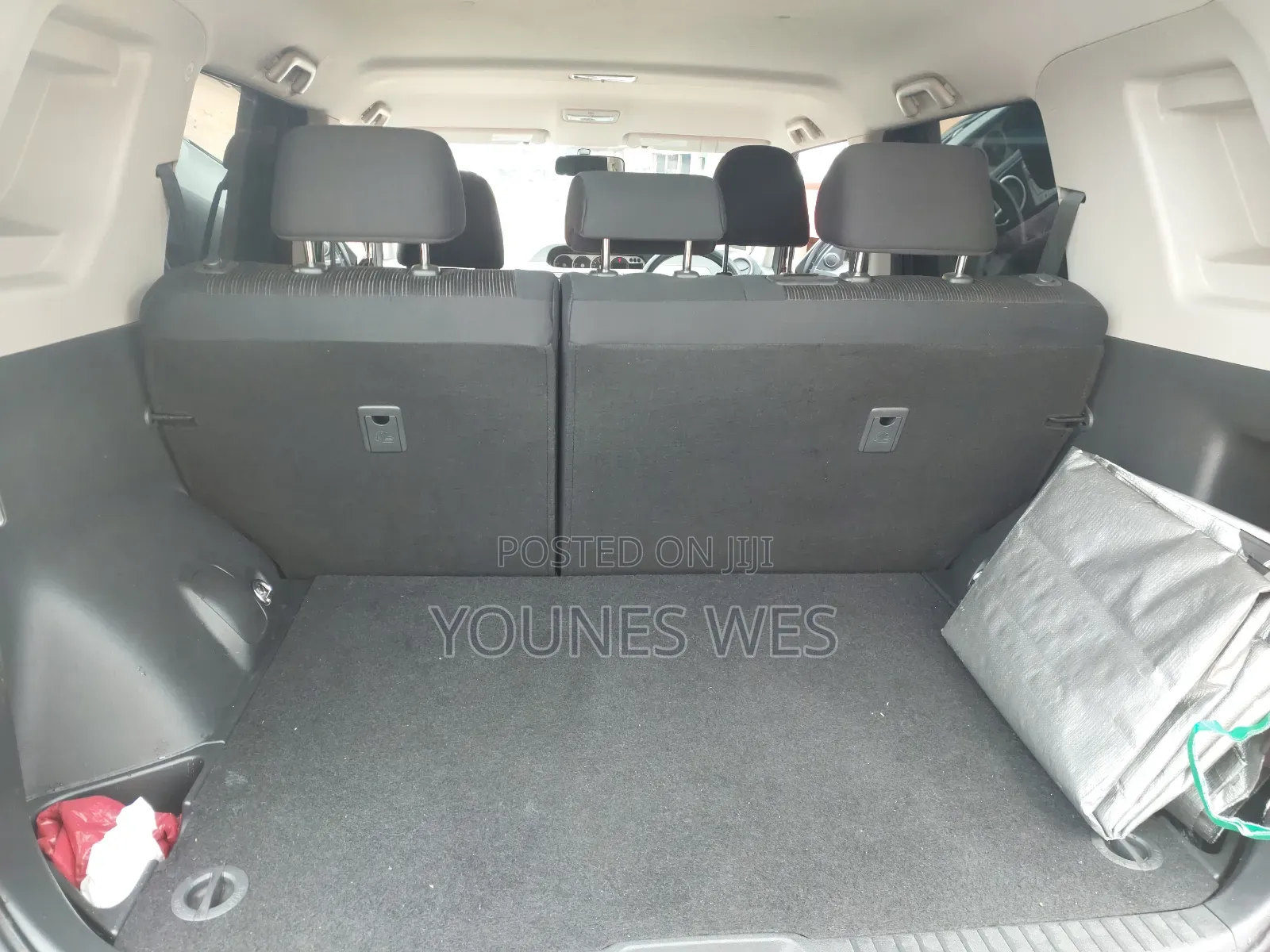 Toyota Corolla Rumion Hatchback 1.5 FWD 2010 Black