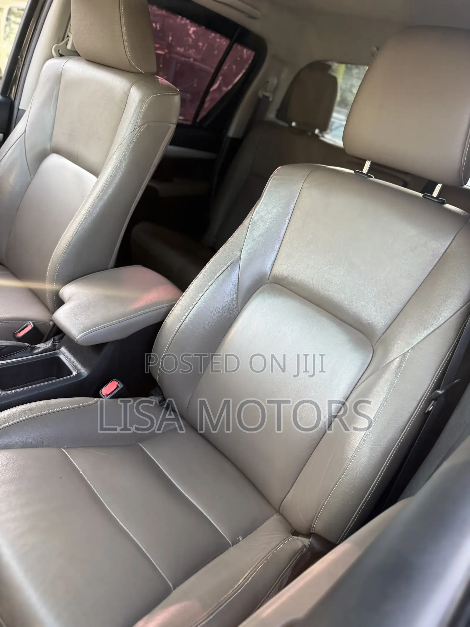 Toyota Hilux Revo Double Cab Deisel 2.8 AWD 2017 Black