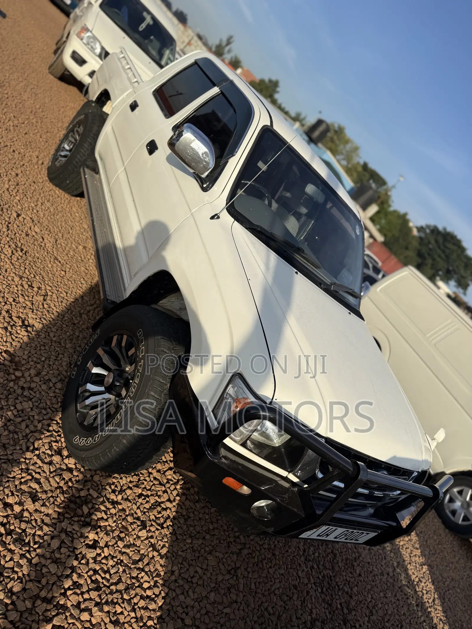 Toyota Hilux 2002 White