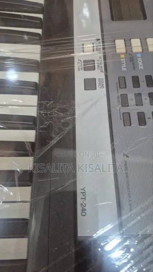 Yamaha Ypt240 Used