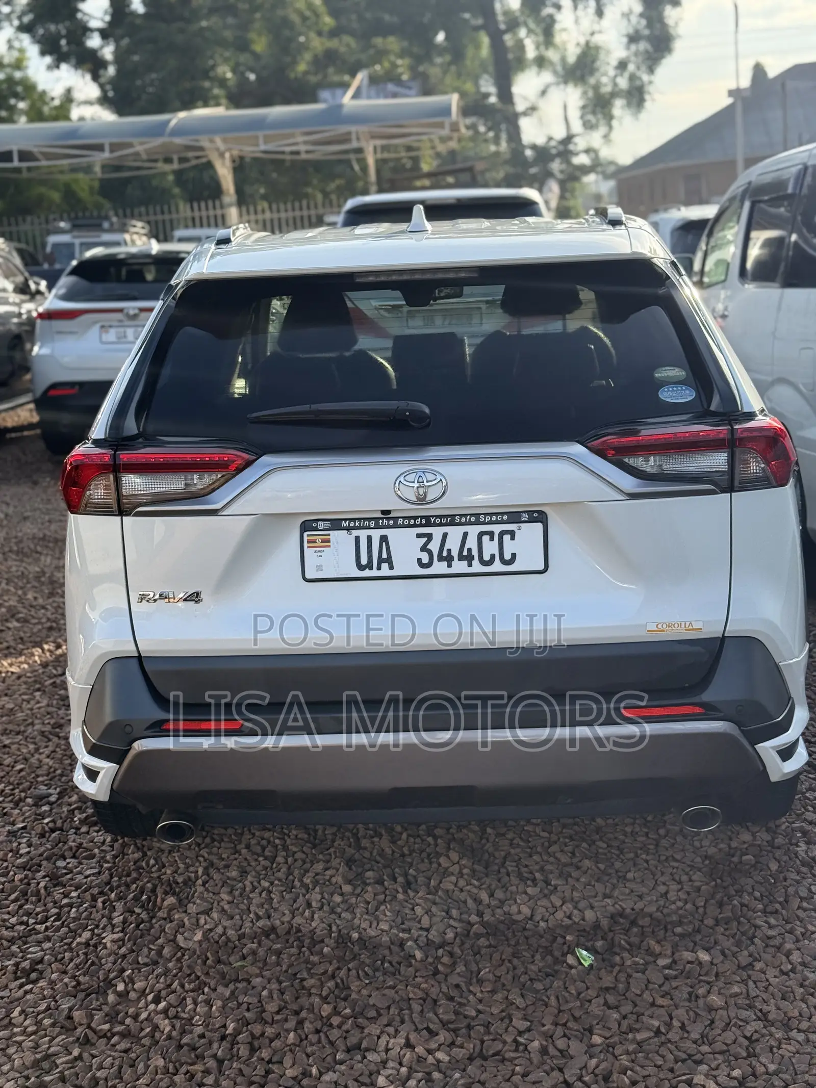 Toyota RAV4 Adventure 2019 White