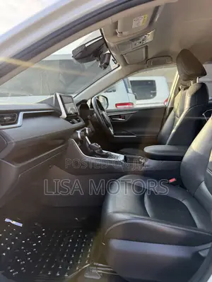 Toyota RAV4 Adventure 2019 White