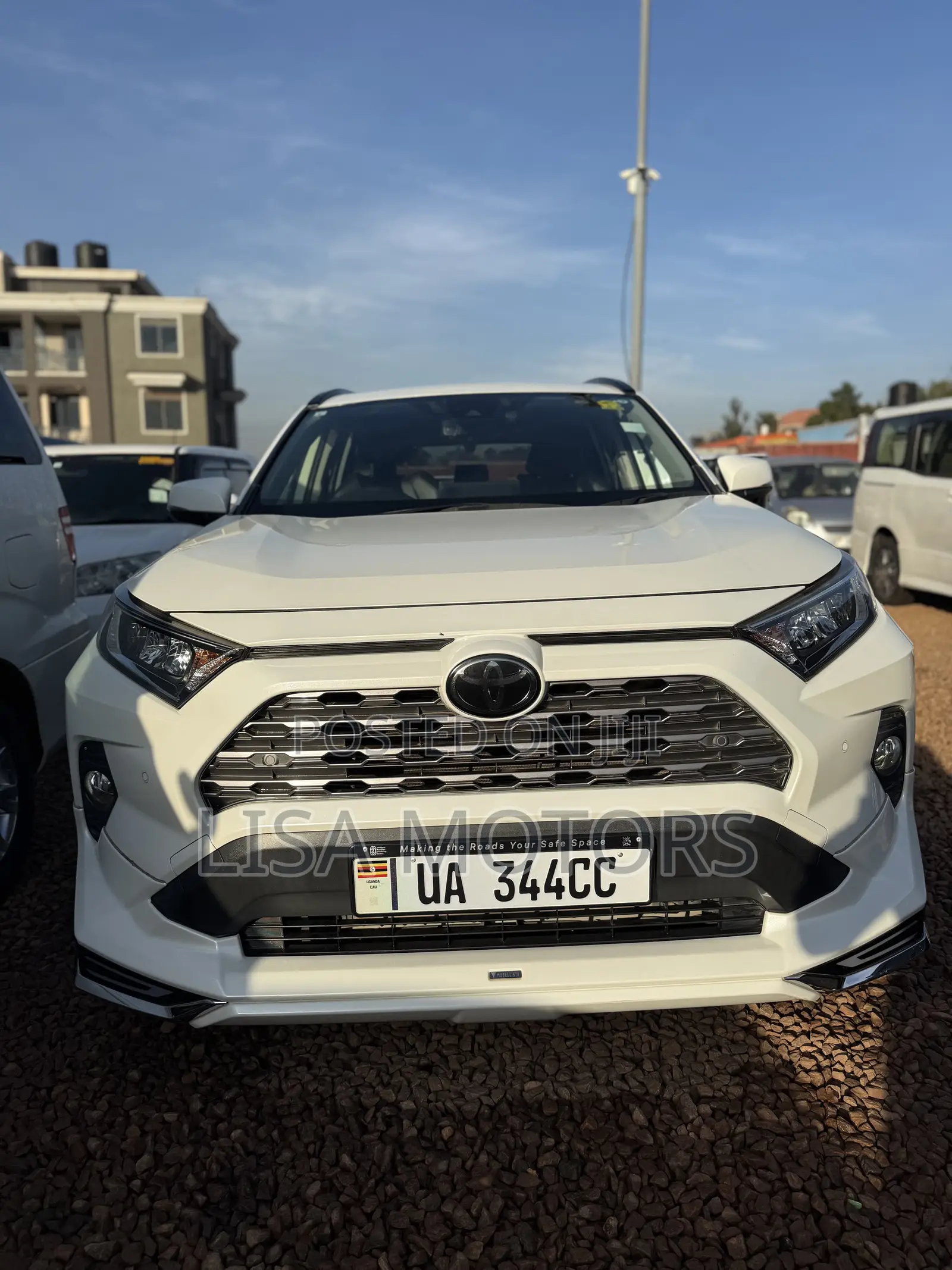 Toyota RAV4 Adventure 2019 White