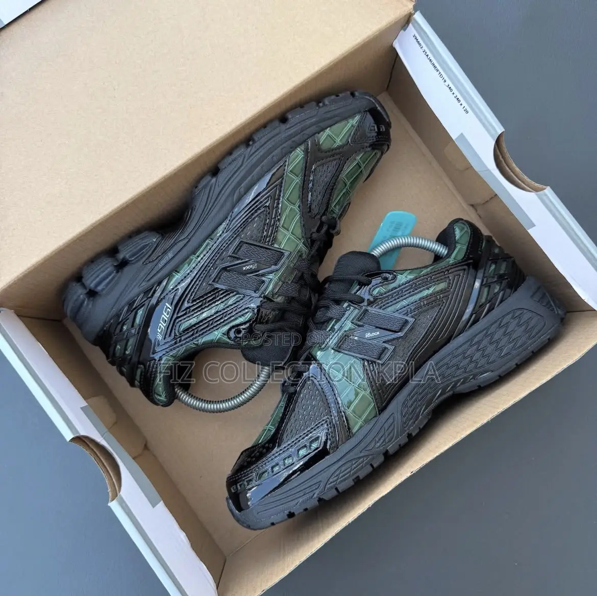 New Balance 1906 Shiny Green Black – “Venom Glow”
