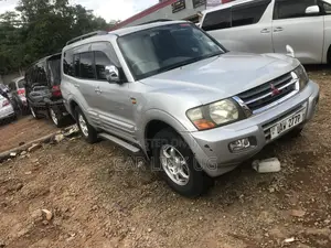 Mitsubishi Pajero 1999 Silver