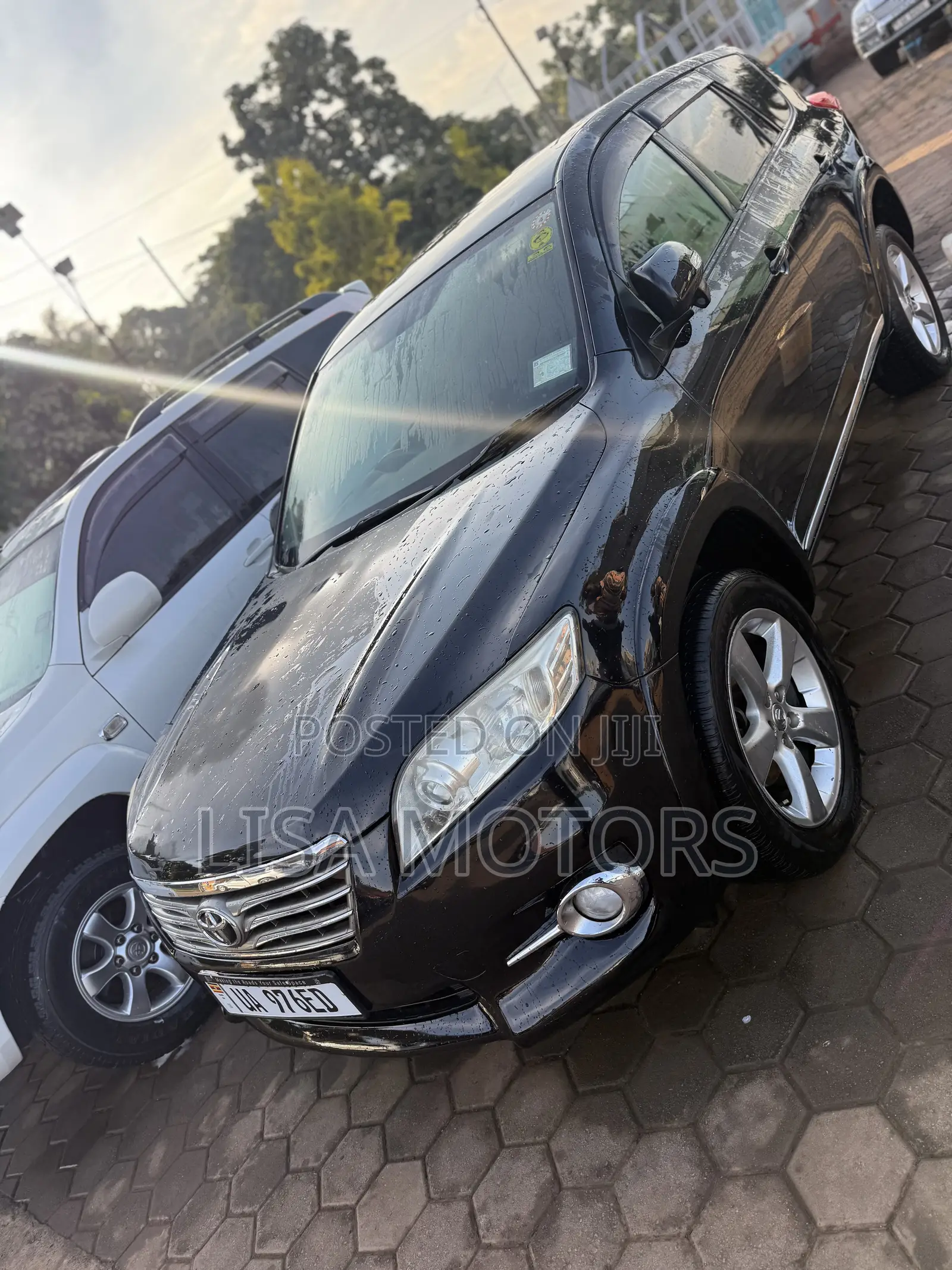 Toyota Vanguard 2010 Black