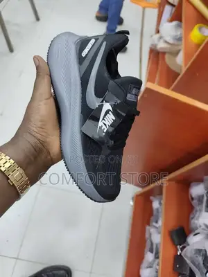 Sports Running Sneakers in Nike Shoes