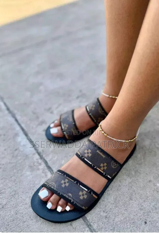 Ladies Leather Crafts