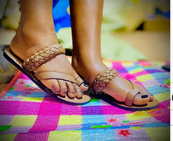 Ladies Leather Crafts