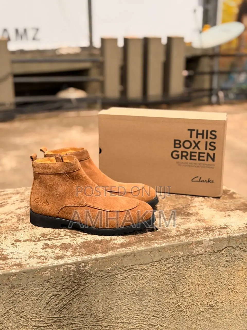 Classic Men Suede Clarks Ankle Boots With Side Zippers in Stock