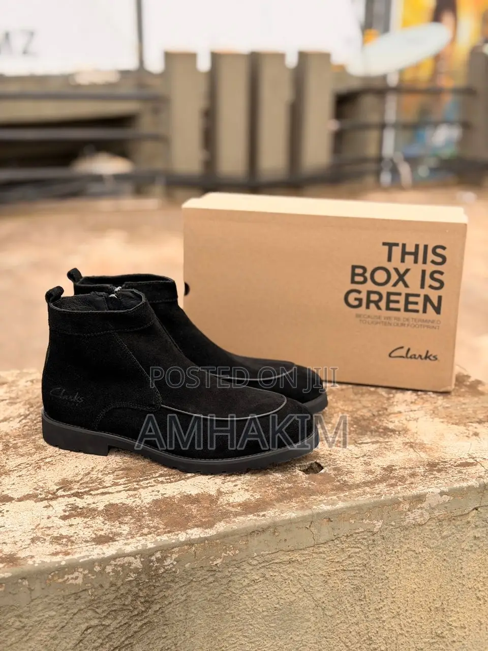 Classic Men Suede Clarks Ankle Boots With Side Zippers in Stock