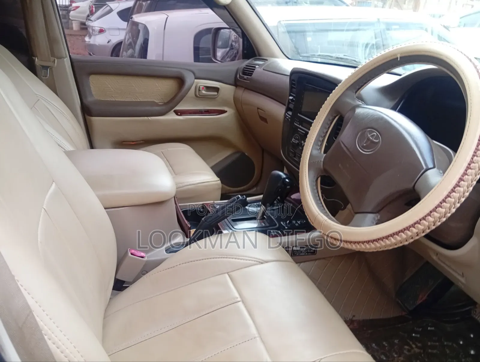 Toyota Land Cruiser Cygnus 4.7 2004 Gold