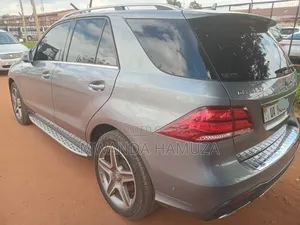 Mercedes-Benz GLE-Class 2016 Gray