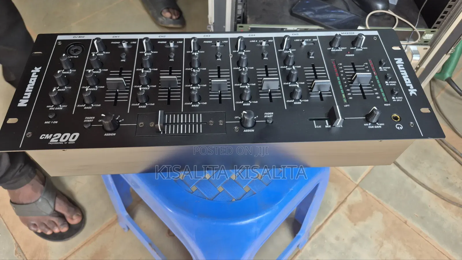 Numark Cm200