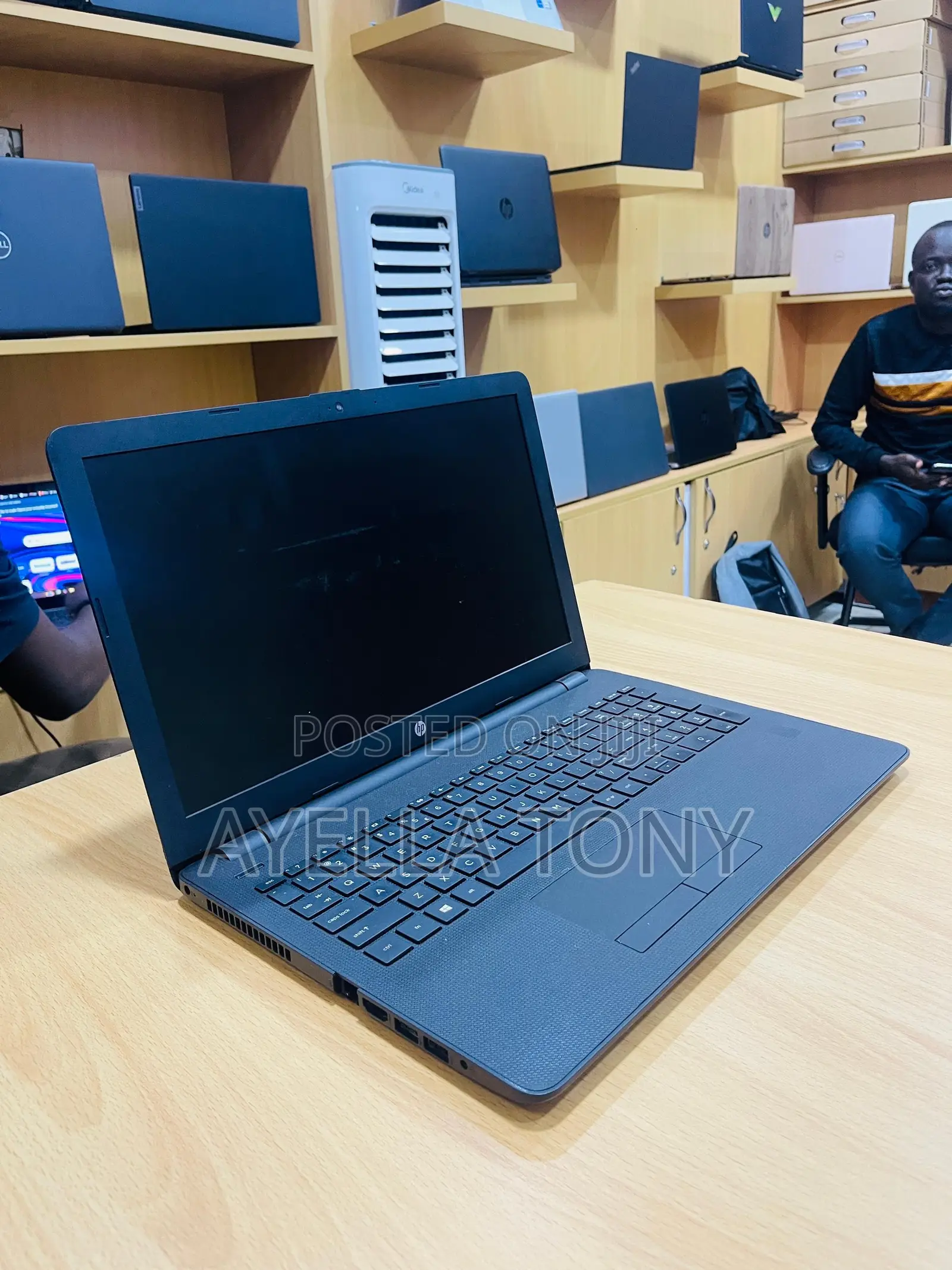 New Laptop HP 15 8GB Intel Core i7 SSHD (Hybrid) 500GB