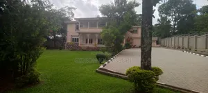 11bdrm Mansion in Bugolobi, Nakawa for rent