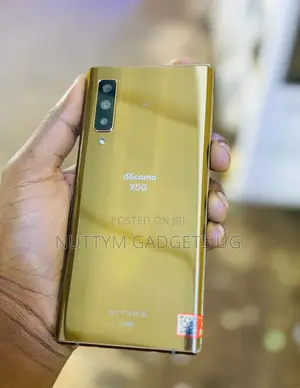 Fujitsu Arrows NX9 F-52A 128 GB Gold