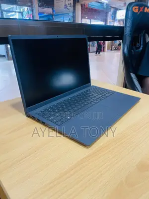 New Laptop Dell Inspiron 15 8GB Intel Core i5 SSD 512GB