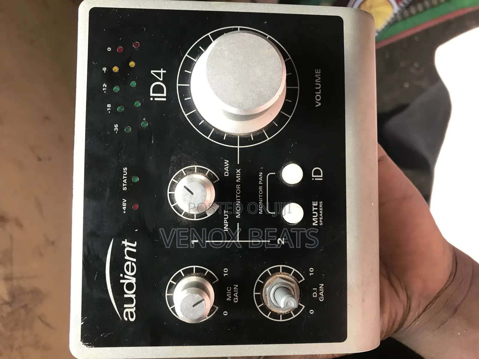 Audient Id4