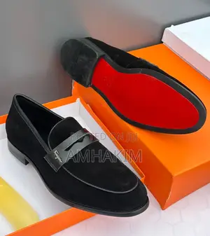Classic Men Salvatore Ferragamo Suede Red Soleloafers in Stock