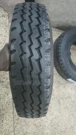 750r16 Coater and Canter Highway Front 14 Ply Tyres